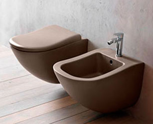 Showroom Barral Ba&ntilde;os Bid&eacute;s suspendidos